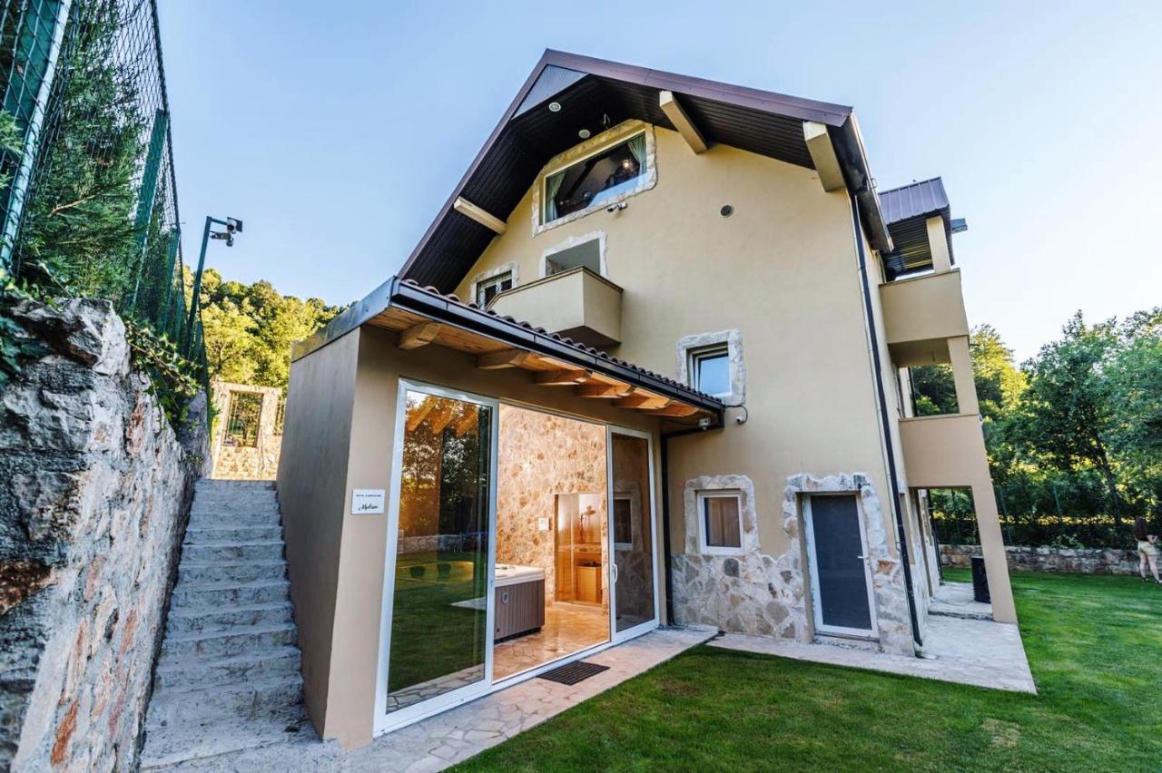 Family Spa Apartments Sunny&Shiny Savnik Ngoại thất bức ảnh